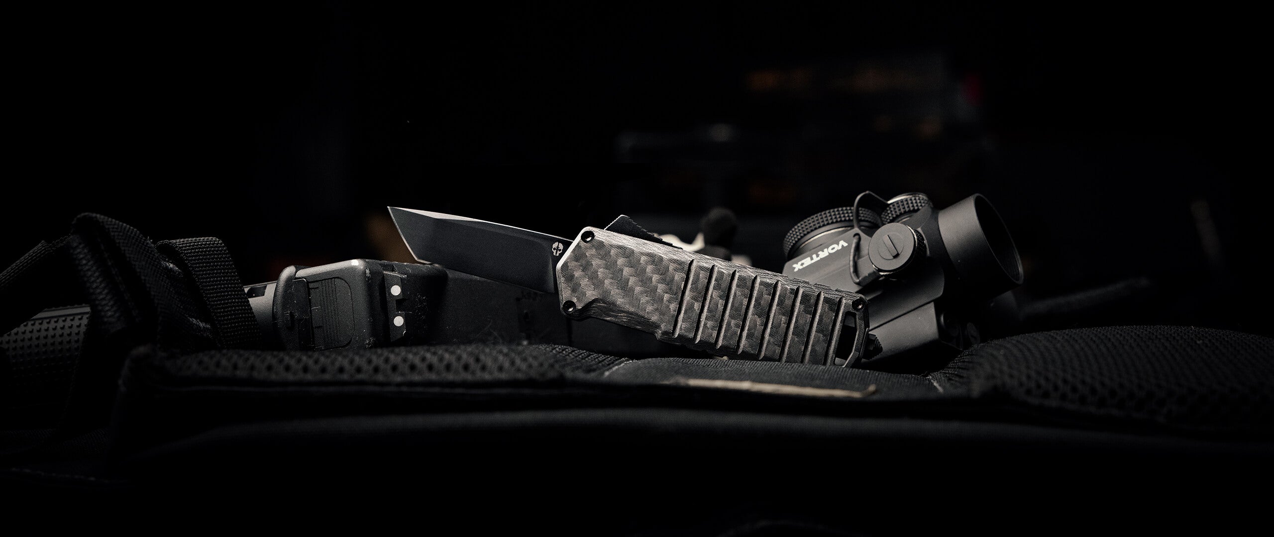 Tekto Knife Banner